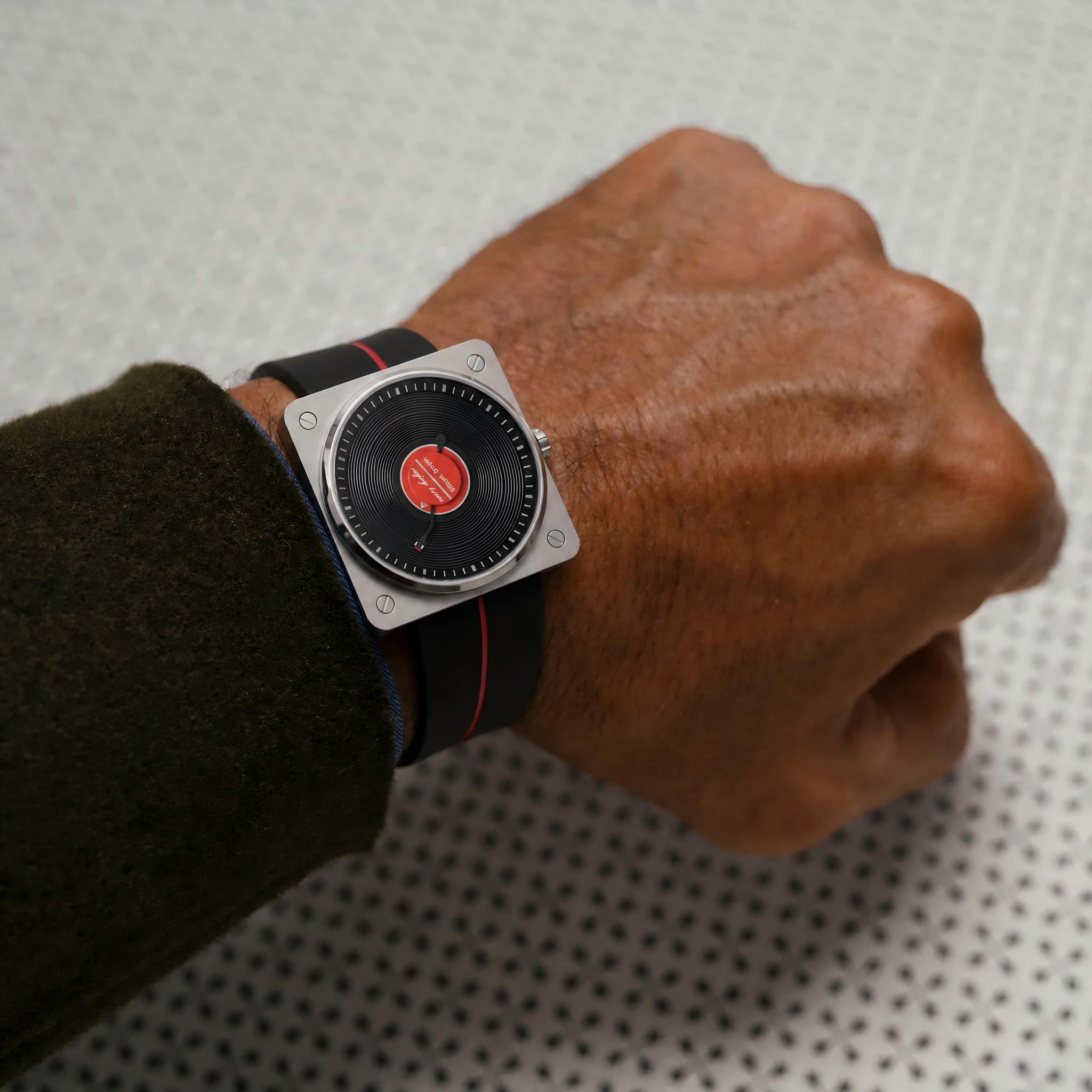 Vintage Watch Collecting - SKU ビニールレコードクォーツメンズ腕時計男性用ヴィンテージクラシック高級ブランドデザイナー Andoandoando 発光腕時計レア腕時計