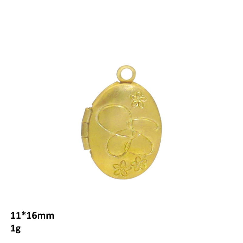 Boytute-楕円形の真鍮の写真のロッカー、ペンダント、D - Vintage Jewelry Collection のレビューと価格
