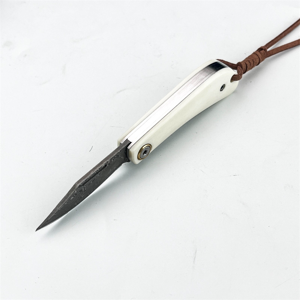 コンパクトなヴィンテージダマスカス折りたたみ式ポケットEDC - Vintage Collectible Knives のレビューと価格