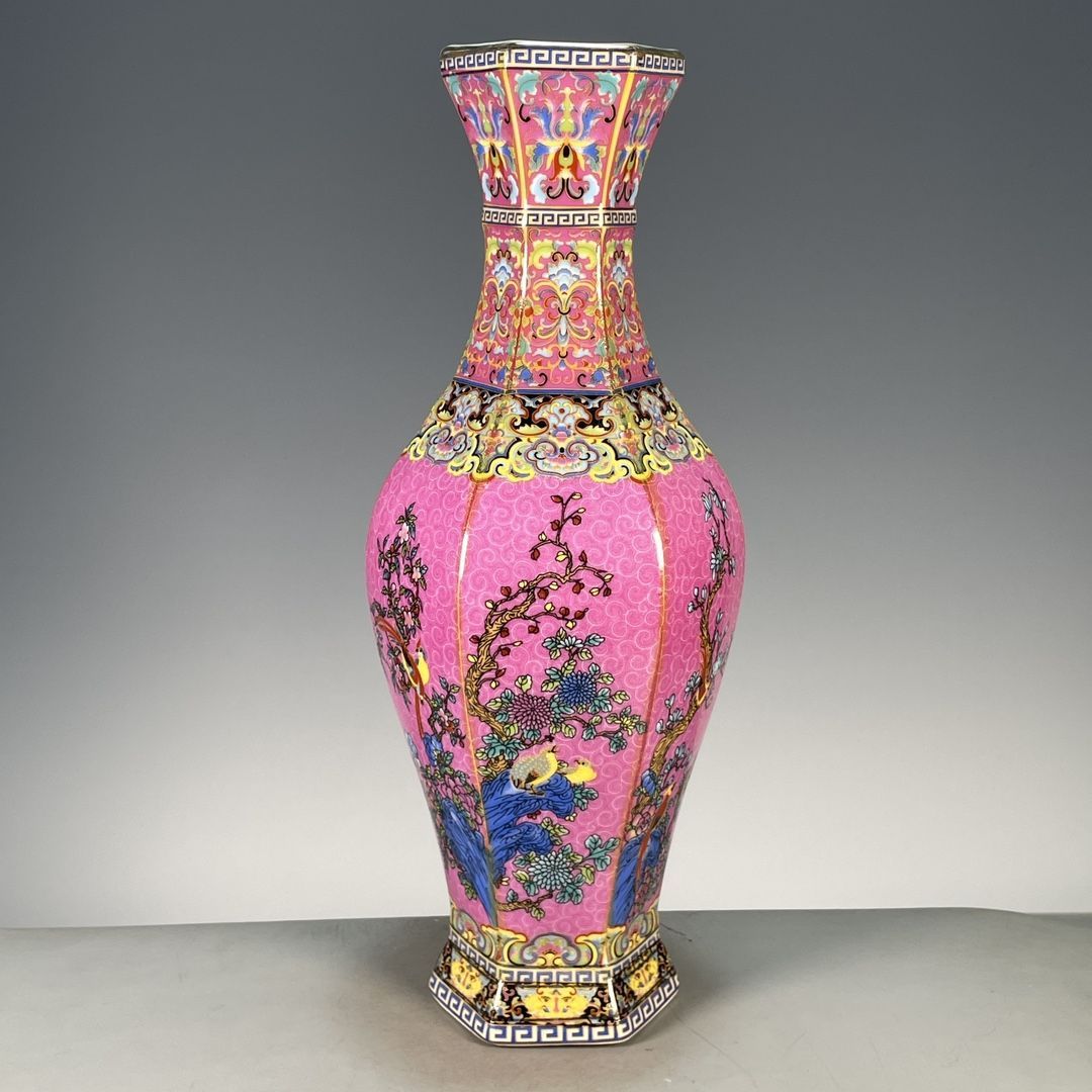 六角形の腰がくびれた磁器花瓶、清朝のエナメルピンク釉薬、窓模 - Vintage Collectible Pottery のレビューと価格