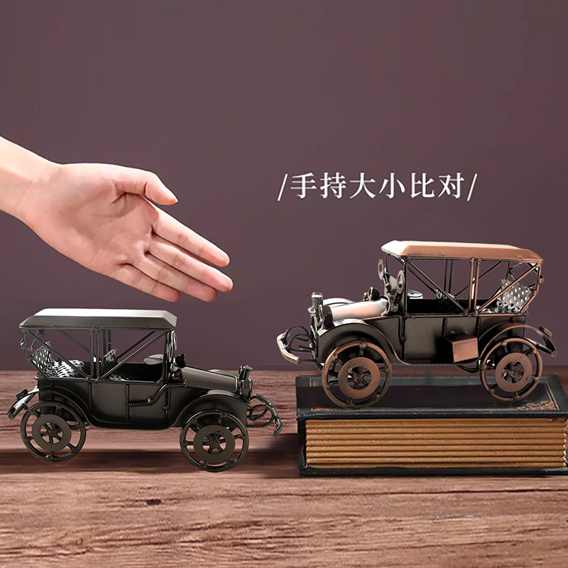 ヨーロッパスタイルのヴィンテージ合金古い車の模型装飾品クリエ - Vintage And Collectible Toys のレビューと価格